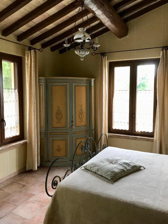 Genius Loci Country Inn Bevagna Esterno foto