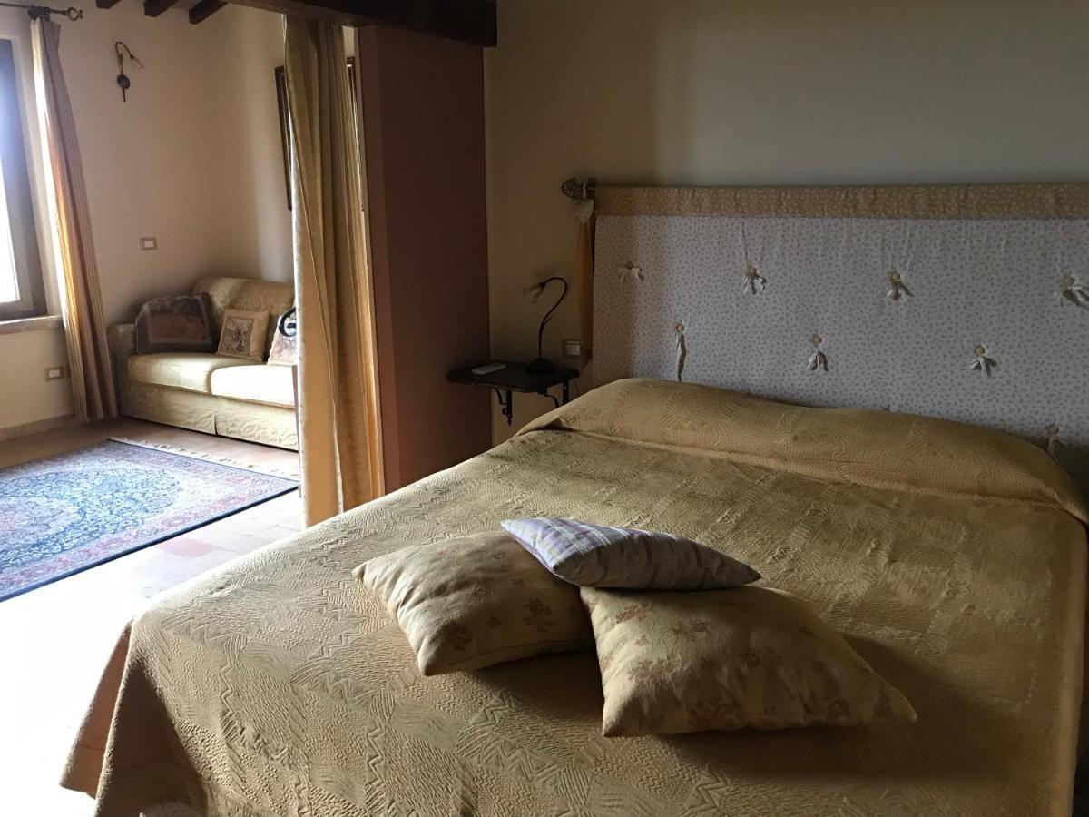 Genius Loci Country Inn Bevagna Esterno foto