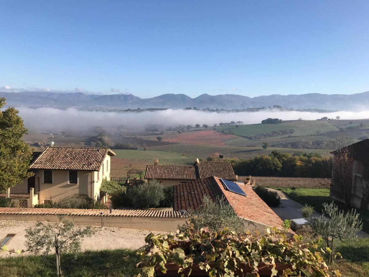 Genius Loci Country Inn Bevagna Esterno foto