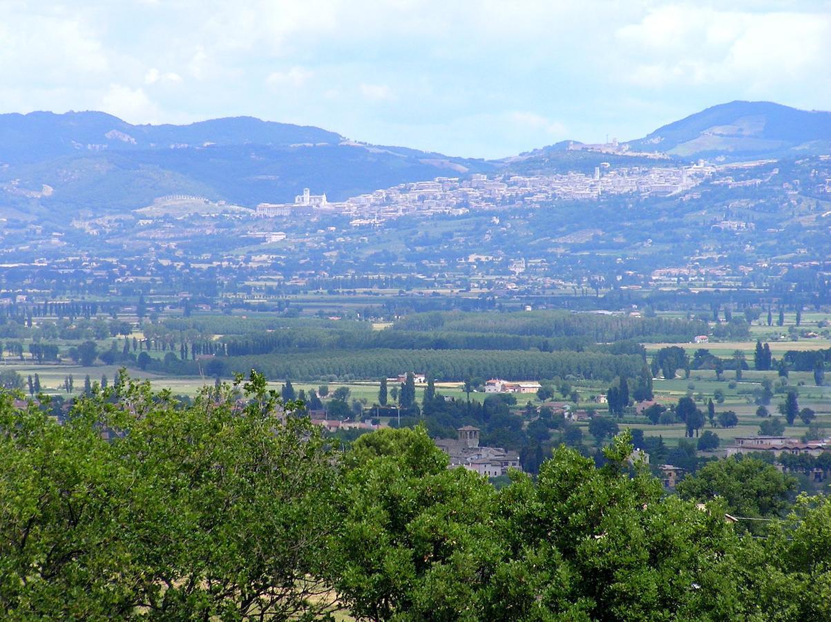 Genius Loci Country Inn Bevagna Esterno foto