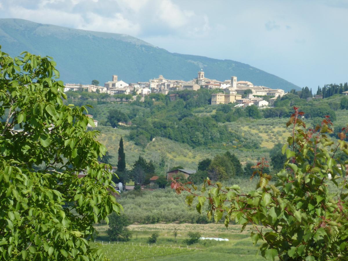 Genius Loci Country Inn Bevagna Esterno foto
