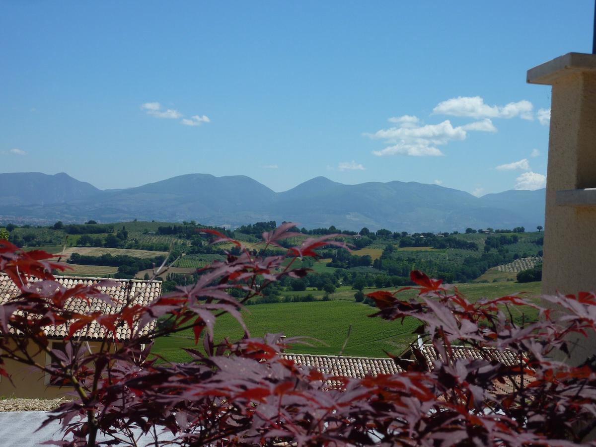 Genius Loci Country Inn Bevagna Esterno foto