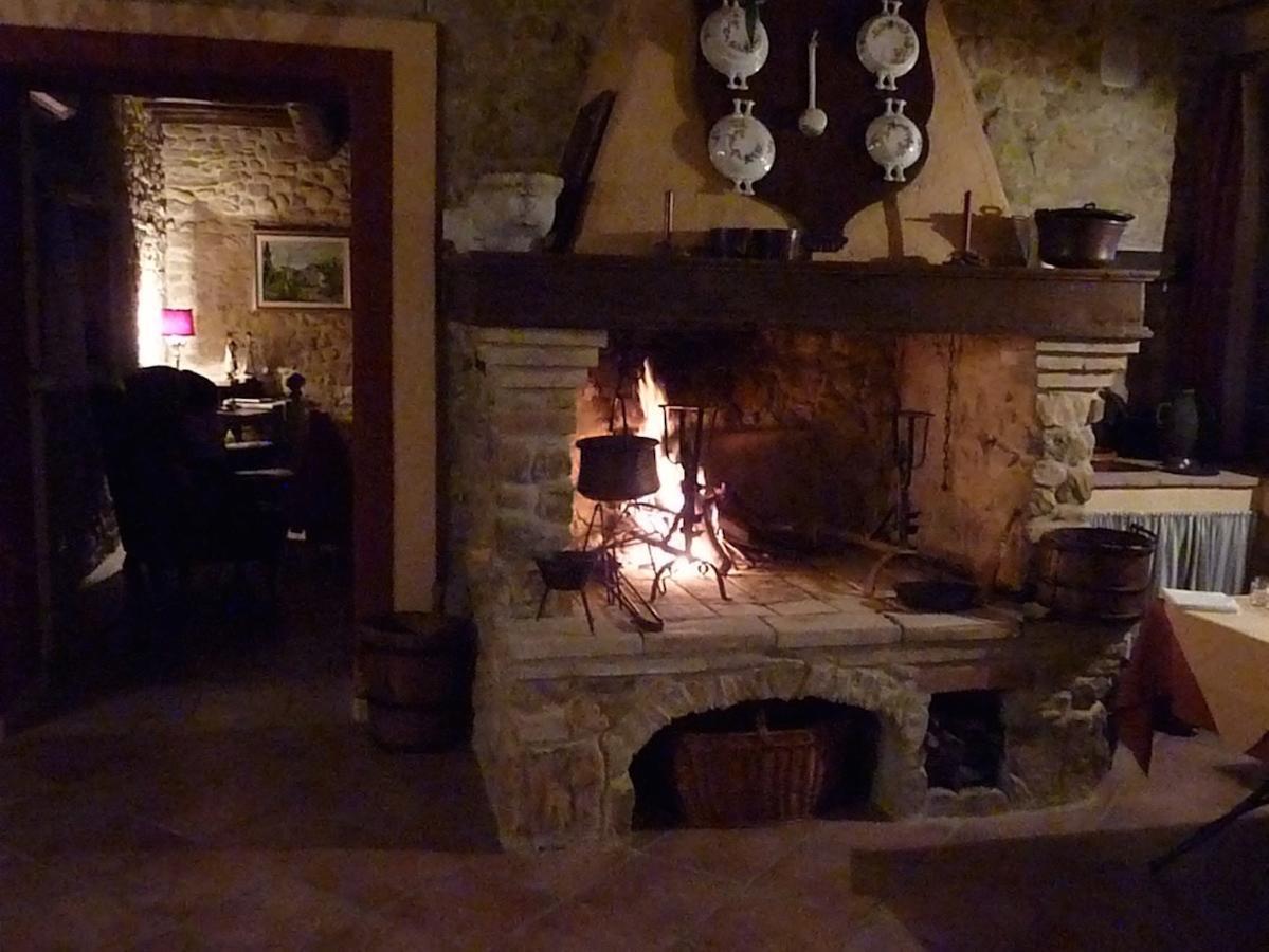 Genius Loci Country Inn Bevagna Esterno foto