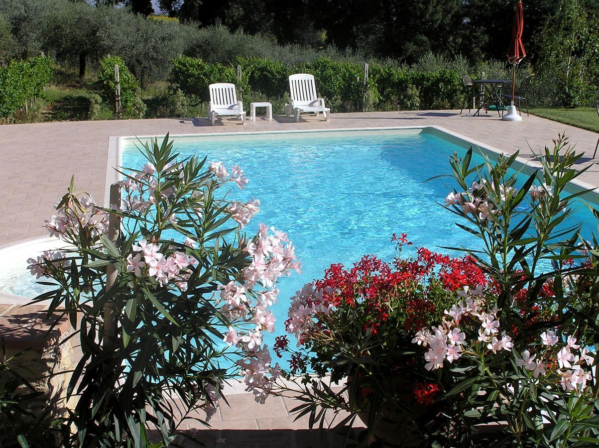 Genius Loci Country Inn Bevagna Esterno foto