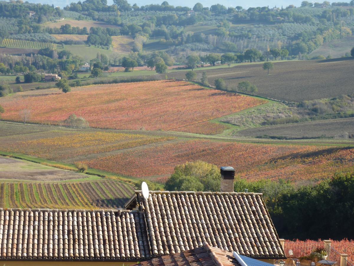 Genius Loci Country Inn Bevagna Esterno foto